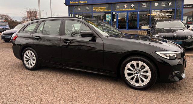 BMW 318d A Touring Advantage LED