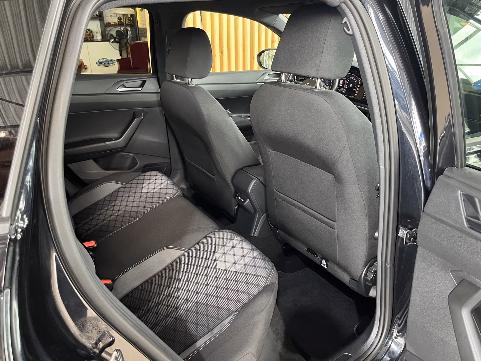 Volkswagen Taigo R-Line Navi dig.Cockpit ACC LED SHZ PDC
