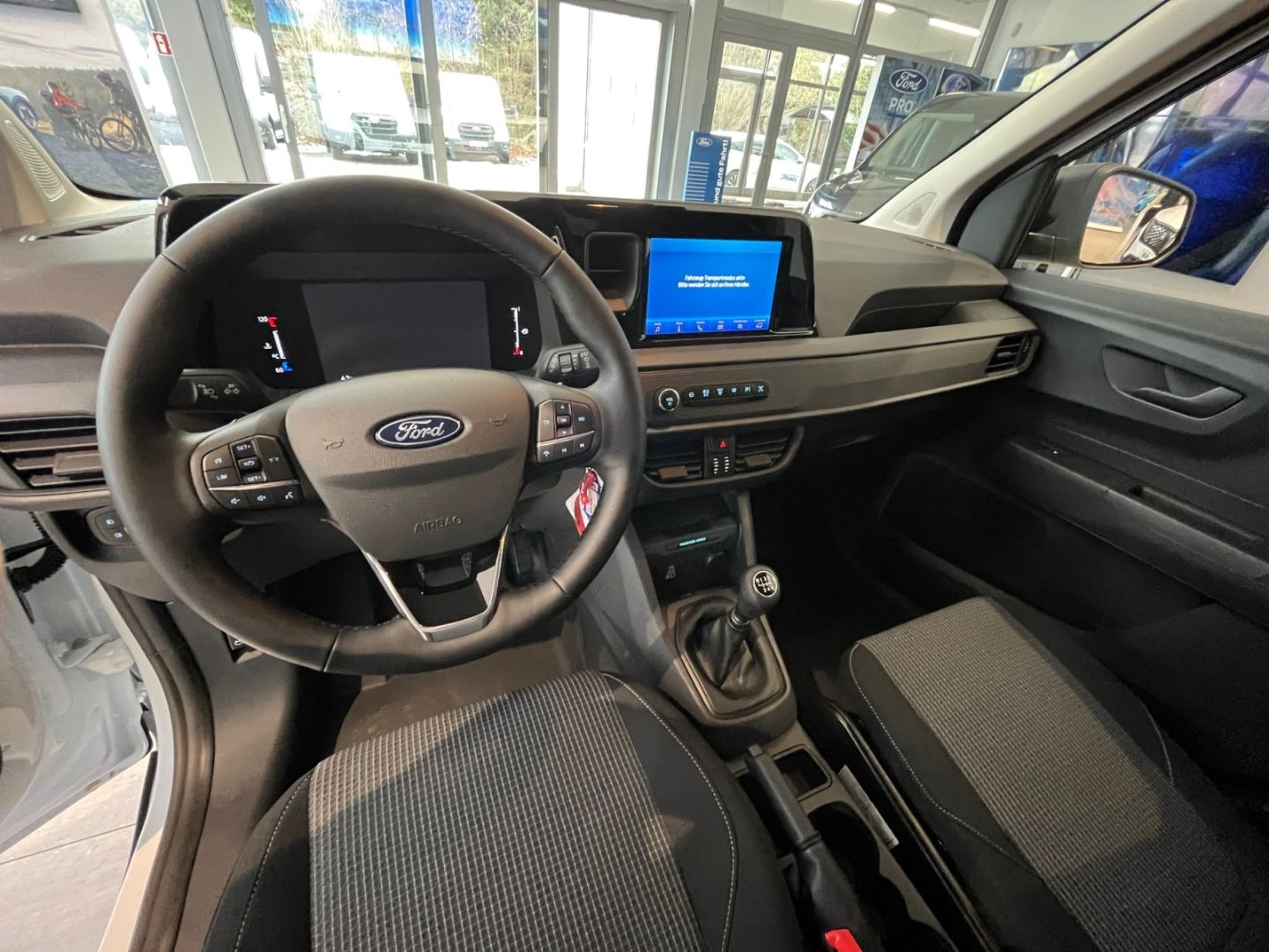 Ford Transit Courier - Bild 7