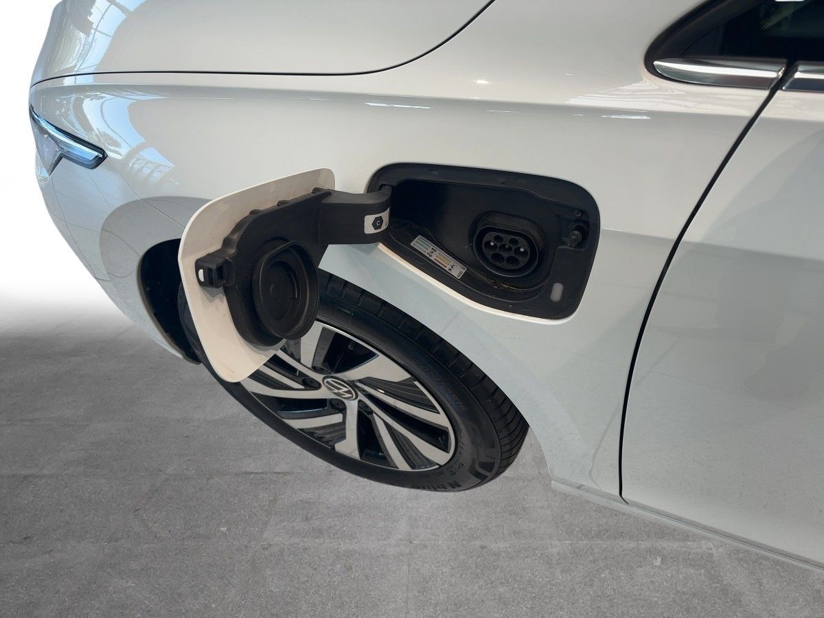 Volkswagen Golf - Bild 14