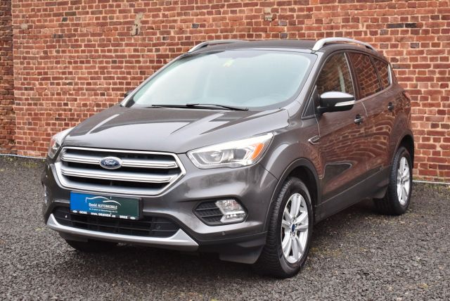 Ford KUGA 1,5 TDCi LED 1HAND NAVI TEMPOMAT PARK ASSIS