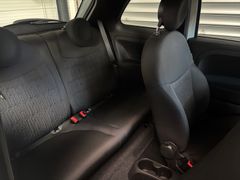 Fahrzeugabbildung Fiat 500 1.0 -- Komfortpaket/ Einparkhilfe/ 15LM