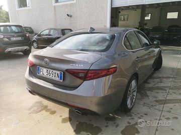 Alfa-Romeo Giulia - 5