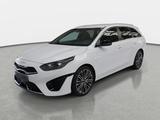 Kia TECHNOLOGIE PERFORMANCE - weiße Kia cee'd Sportswagon