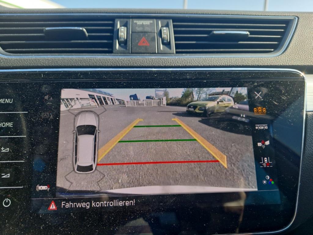 Skoda Superb Combi TDI DSG Ambition AHK Nav ACC Kamera, миниатюра 18