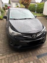Toyota Avensis 2,0-l-D-4D Executive Touring Sports ...