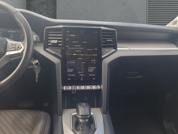 Volkswagen Amarok - 12