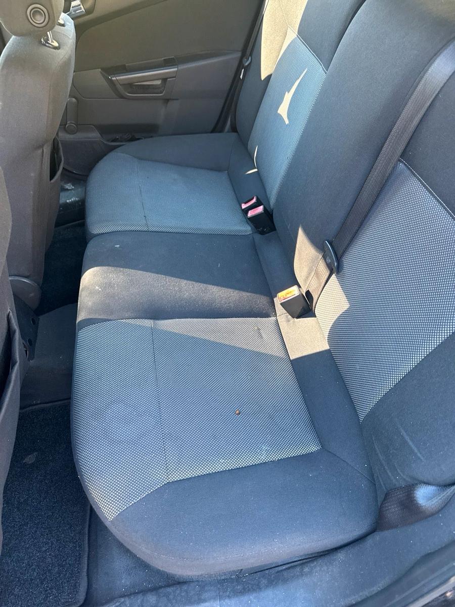 Opel Astra 2009 — photo 10
