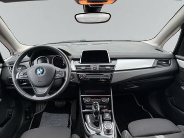 BMW 218 Active Tourer - 11