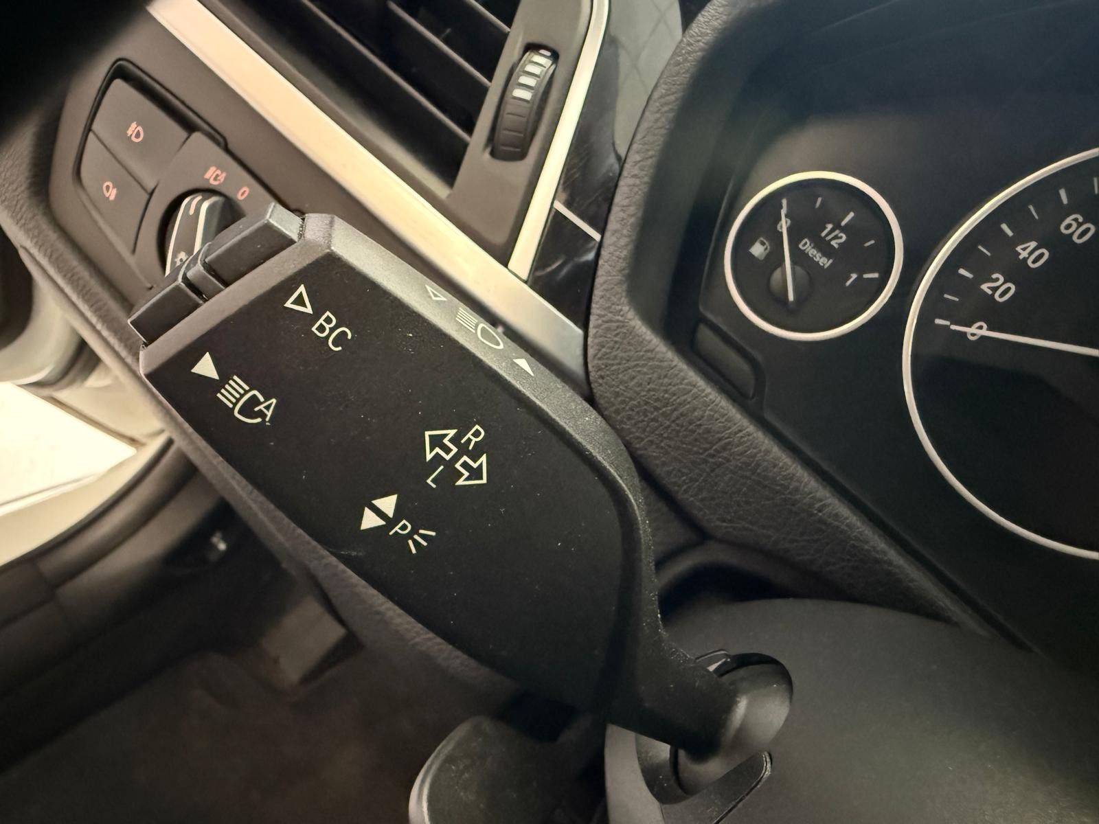 Fahrzeugabbildung BMW 320 d Luxury Line Purity / AHK / LED /PDC