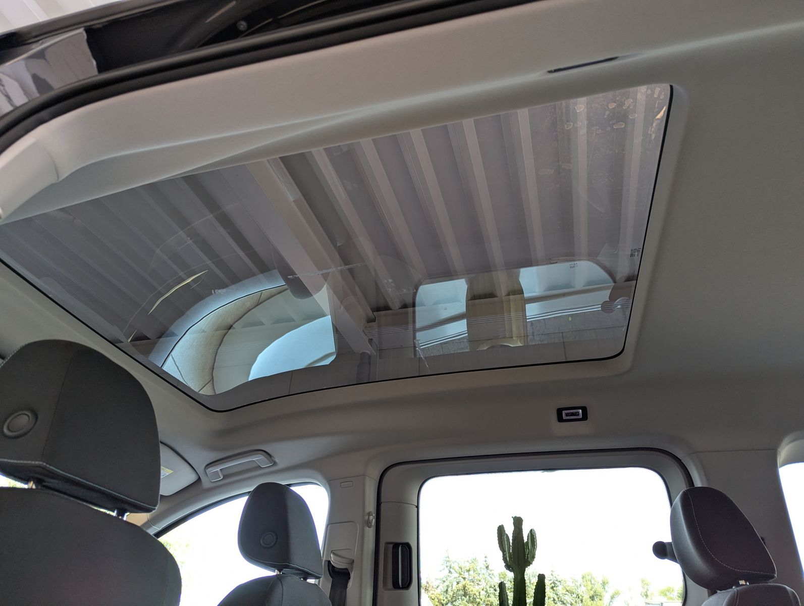 FORD Grand Tourneo L2 Active 7-Sitz Bi-LED Pano AHK - Image 16