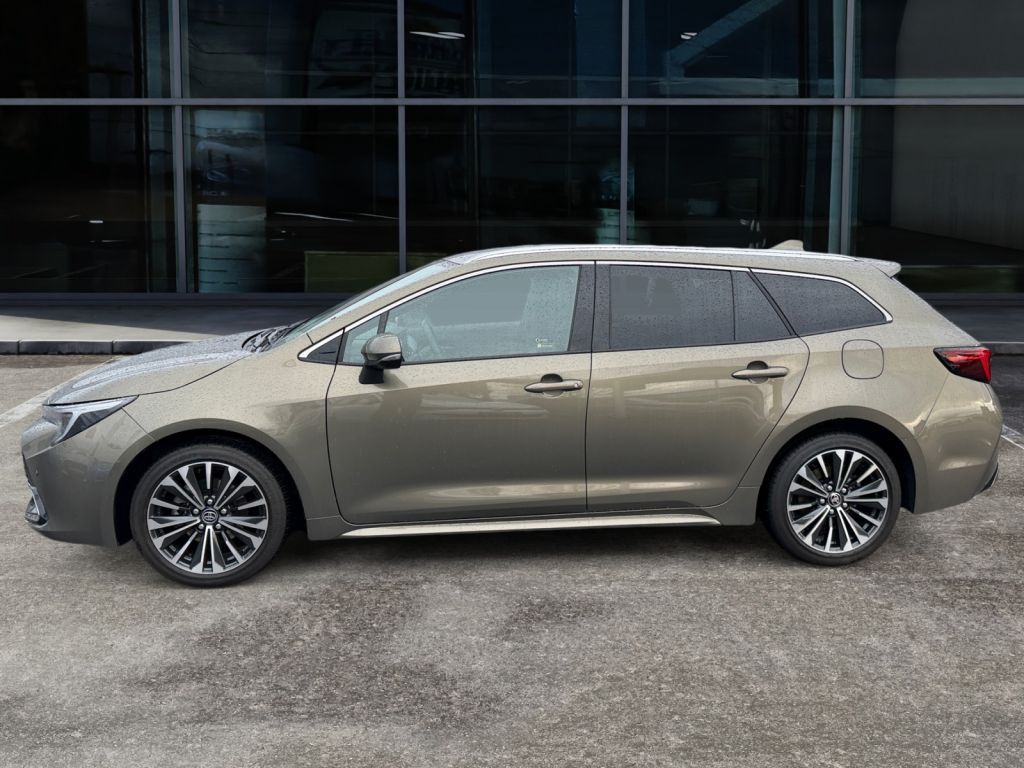 Fahrzeugabbildung Toyota Corolla 1.8 Hybrid Touring Sports Teamplayer