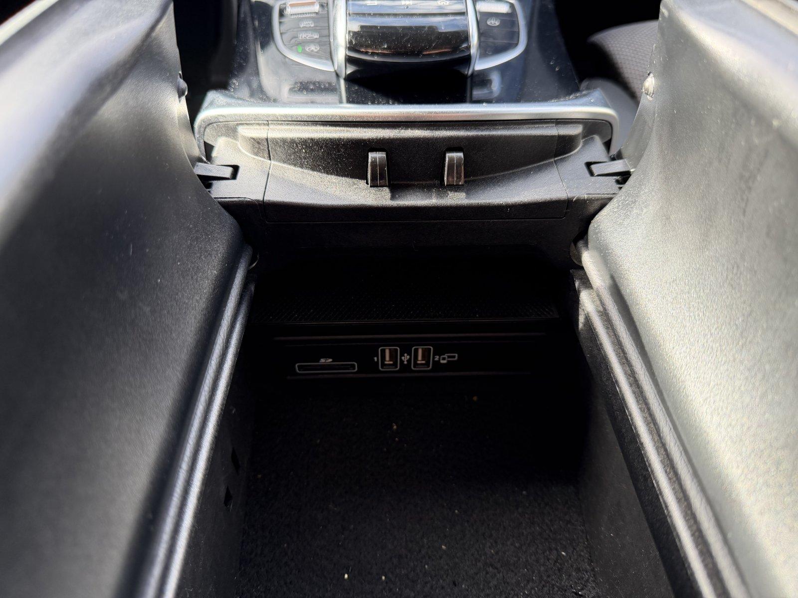 Mercedes-Benz C 180 Avantgarde/MULTIBEAM/ASSIPAKET