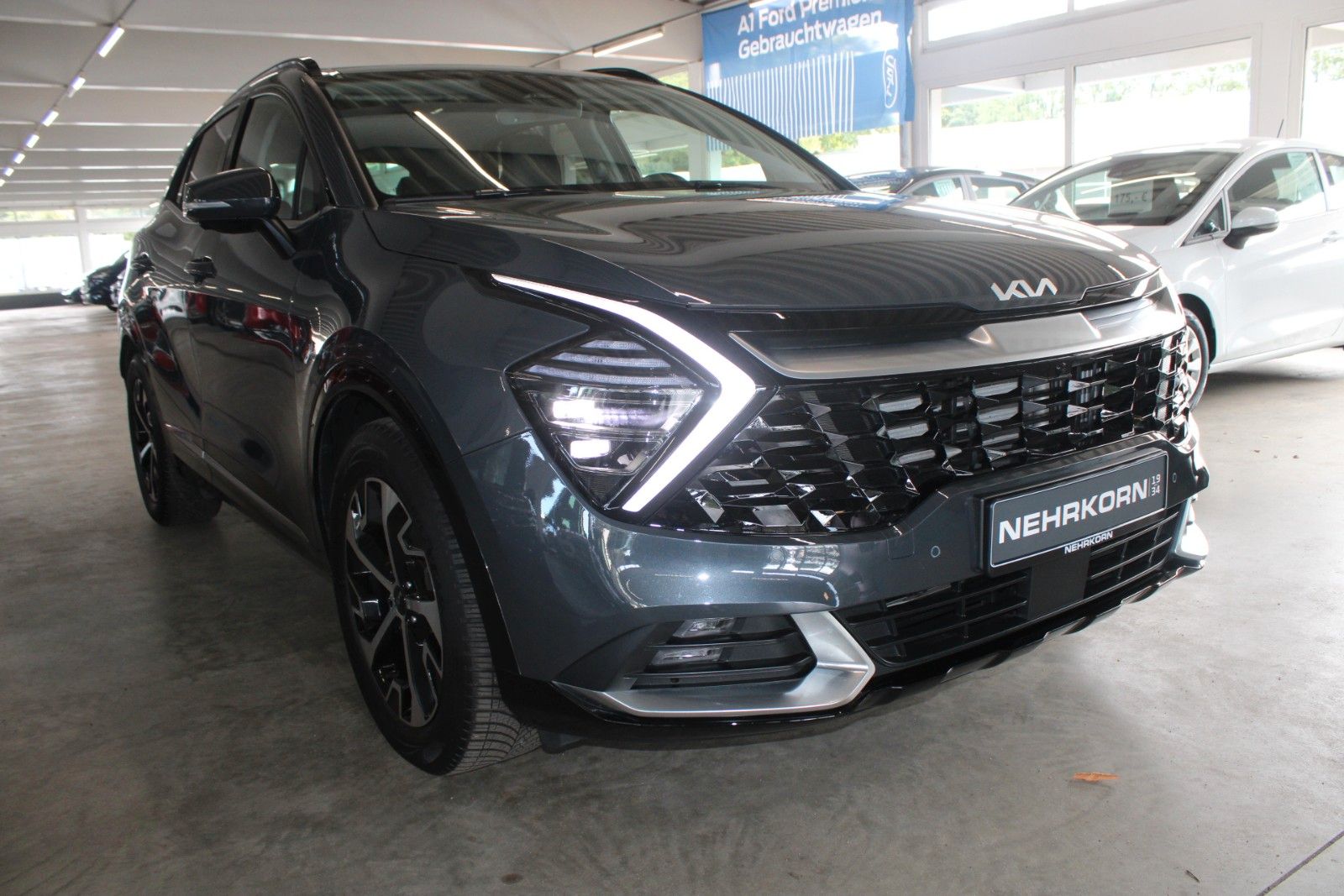 Fahrzeugabbildung Kia Sportage Spirit DCT MHEV 360° PANO ACC LED uvm.