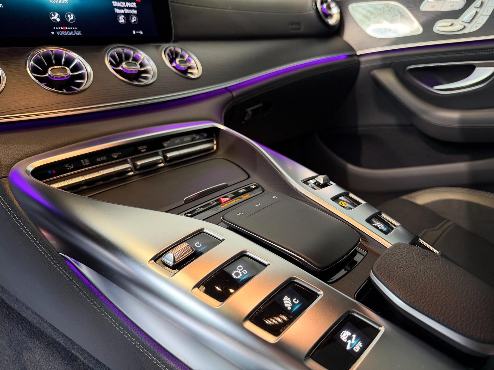 Mercedes-Benz AMG GT 53 4M+ |ACC|PANO|HUD|MASSAGE|V8-PAKET|21'