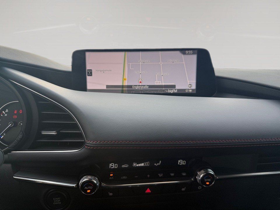 Fahrzeugabbildung Mazda 3 2.5i 140PS A/T Homura