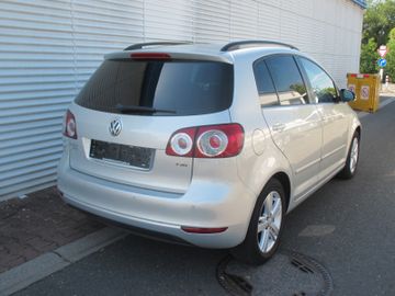 Volkswagen Golf - 5
