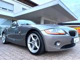BMW Z4 Cabrio 3.0i Xenon Klima Leder Alu Pdc Tüv NEU - BMW Z4 aus 2003: Roadster