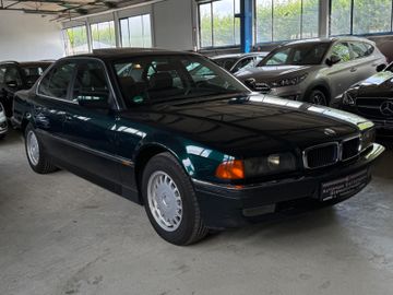 BMW 728 - 2