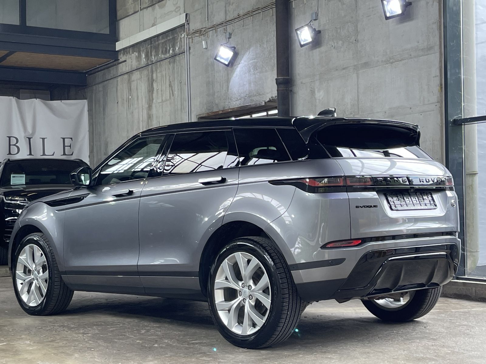 Land Rover Range Rover Evoque P250 SE LED BlackPackage 360° foto 4