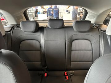 Audi Q3 *BiXenon*Sitzh.*elek. Heckkl.*1.Hand. *