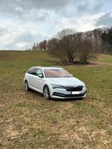 Skoda Superb 2.0 TDI 4x4 L&K - 8-Fach - TOP-Zustand! - Skoda Superb: 2.8