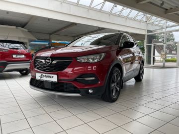 Fotografie Opel Grandland (X) 1.2 2020