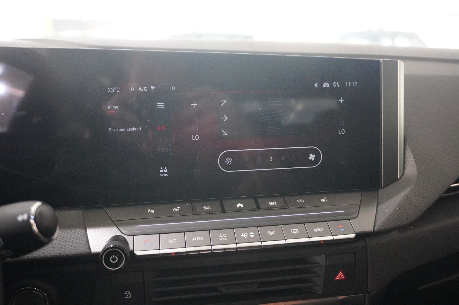 Fahrzeugabbildung Opel Astra L Lim. 1.2T GS LINE NAVI/LED/360°/PANO/DAB