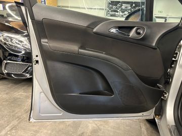 MYAUTOCENTER – Gebraucht- und Jahreswagen mit Werkstattservice in Pfaffenhofen Opel Meriva B Design Edition *Klima*SHZ*PDC*Radio*BT*