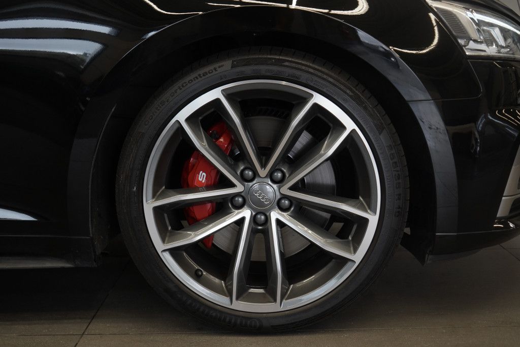 Audi S5