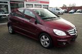 Mercedes-Benz B180 Automatik Sitzheizung el. Sitze Tempomat - Mercedes-Benz 180e