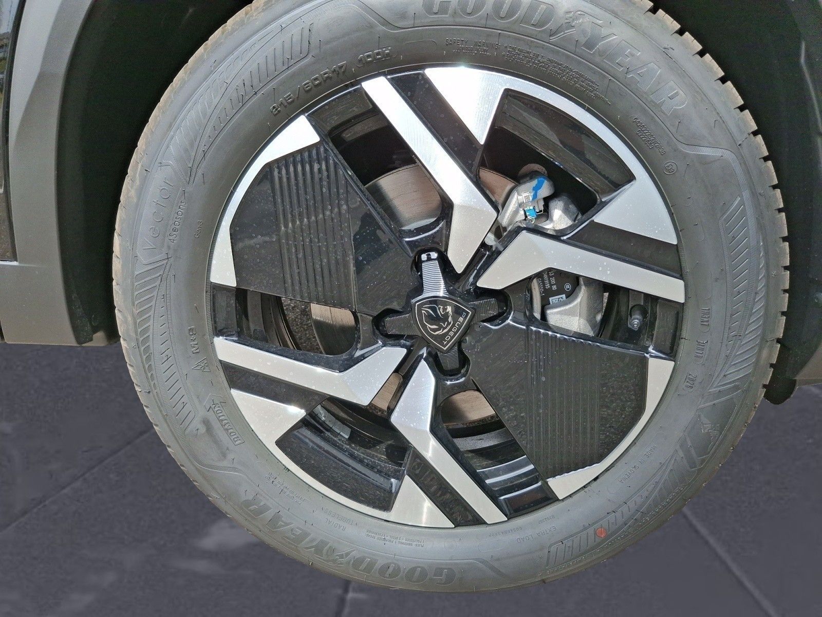 Peugeot 2008 - Bild 7