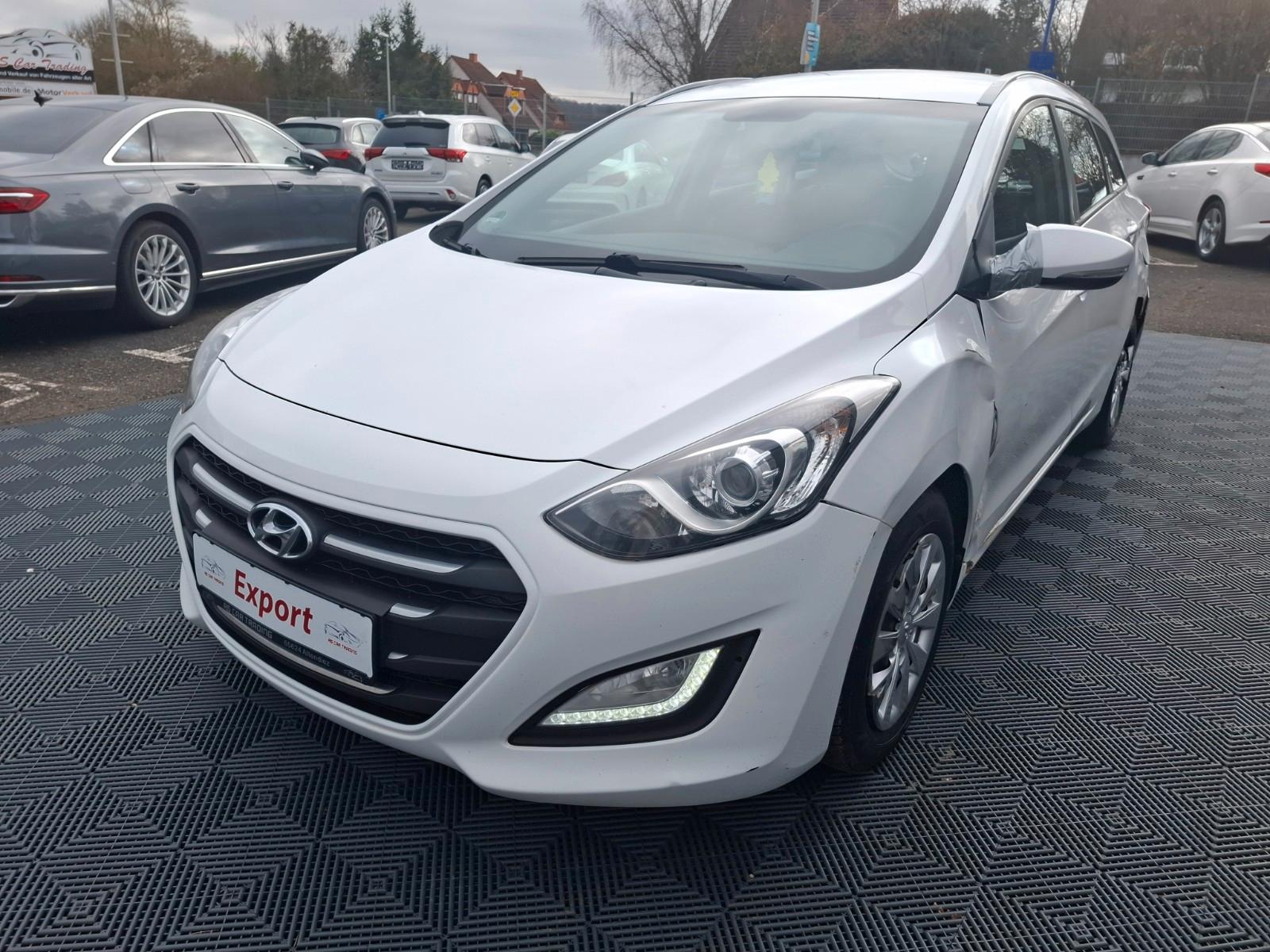 Hyundai i30 cw blue Trend*R-Kam*Klima*LED*Seitenschaden*