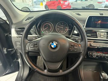 BMW X1 - 10