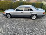 Mercedes-Benz W124  H-Zulassung top Zustand  - Mercedes-Benz 230 aus 1991