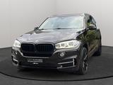 BMW X5 xDrive 50 i - BMW X5: Xdrive50i