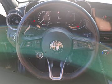 Alfa Romeo Giulia Veloce Q4 2.0 Turbo 16V Kam.+KeyLess+SHZ
