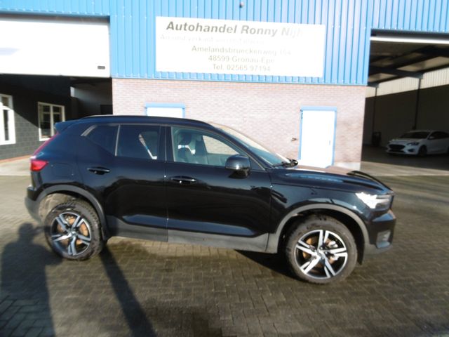 Volvo XC40 B4 R Design AWD Pano Led Alcantara