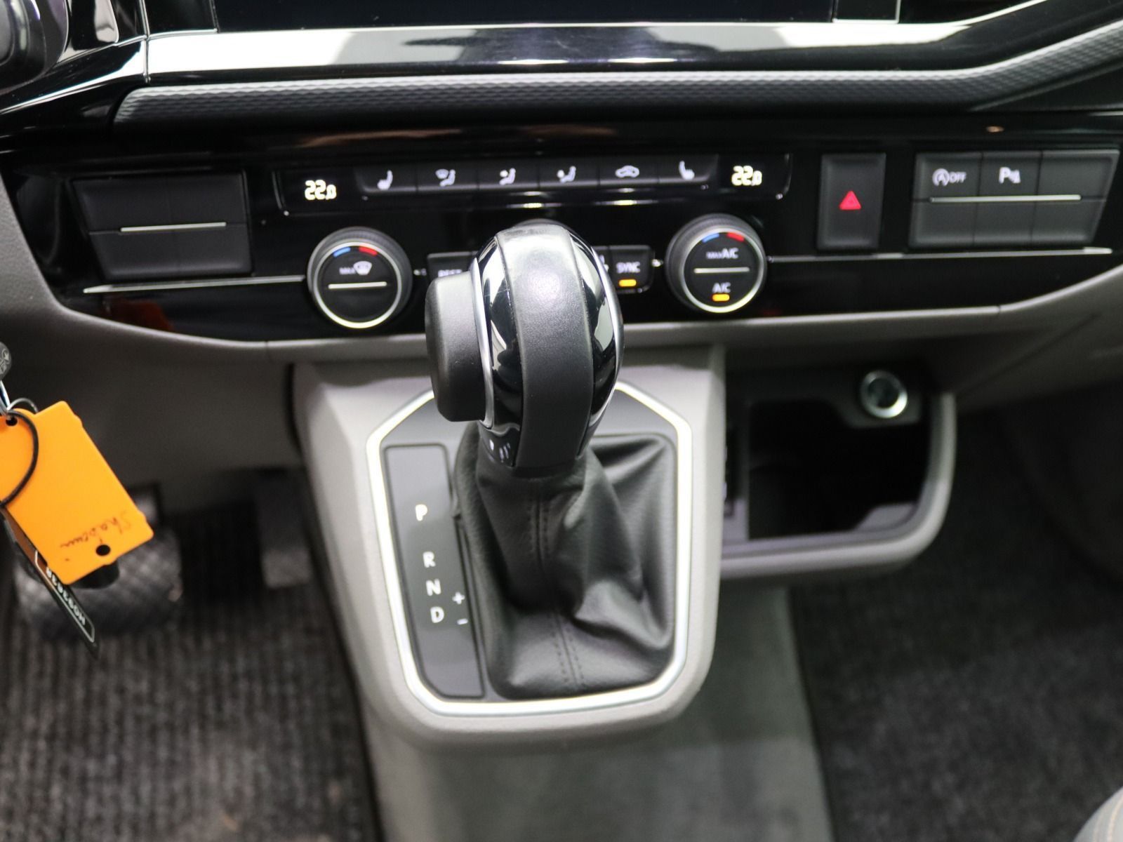 Volkswagen T6 California - Bild 20