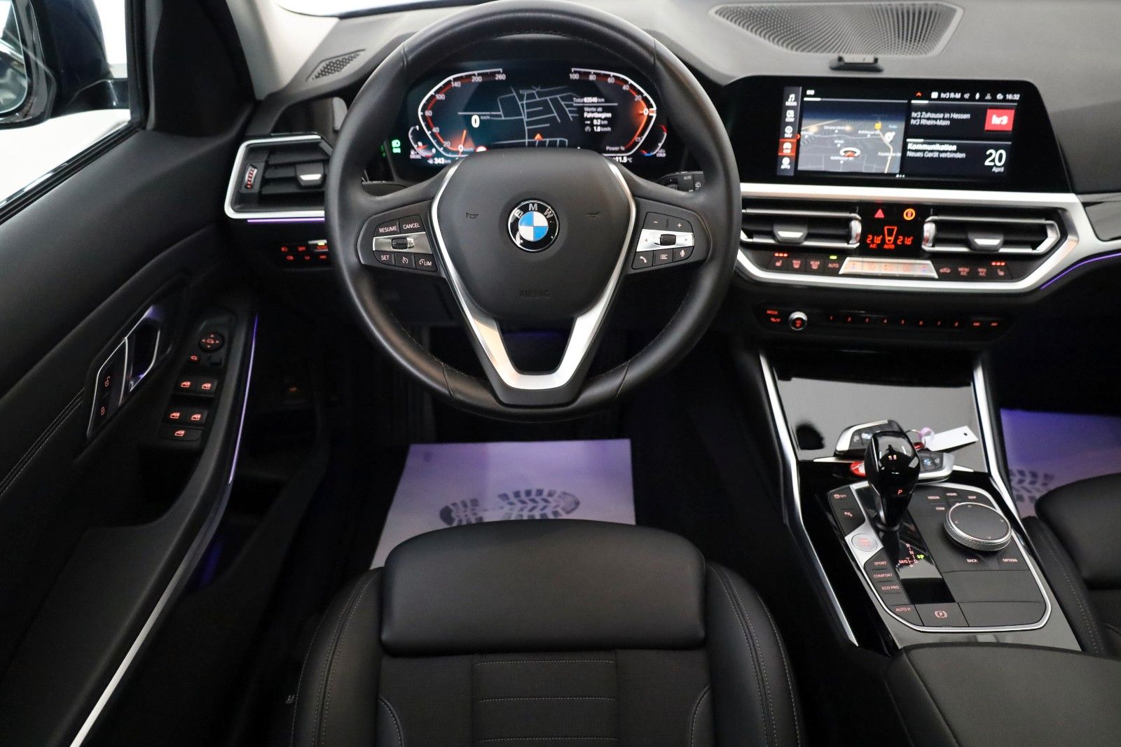 Fahrzeugabbildung BMW 330d xDrive Touring Sport Line T.Leder,Navi,LED