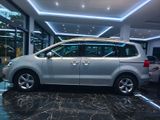 Volkswagen Sharan Highline BMT 4Motion PANO LEDER 7-SITZE - Volkswagen Sharan: Allradantrieb