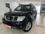 Nissan Navara 2,5 Automatik DoKa AHK TÜV 03/28 - Nissan Navara mit Diesel-Antrieb