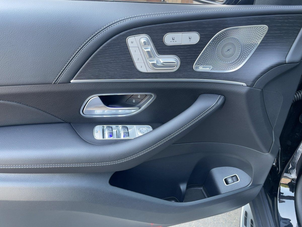 Fahrzeugabbildung Mercedes-Benz GLE 450 d 4M AMG/Night/Pano/360°/AHK