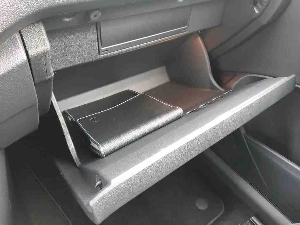 Fahrzeugabbildung Volkswagen T-Roc STYLE ACTIVE DSG ACC NAVI KAMERA GJ 1.HD