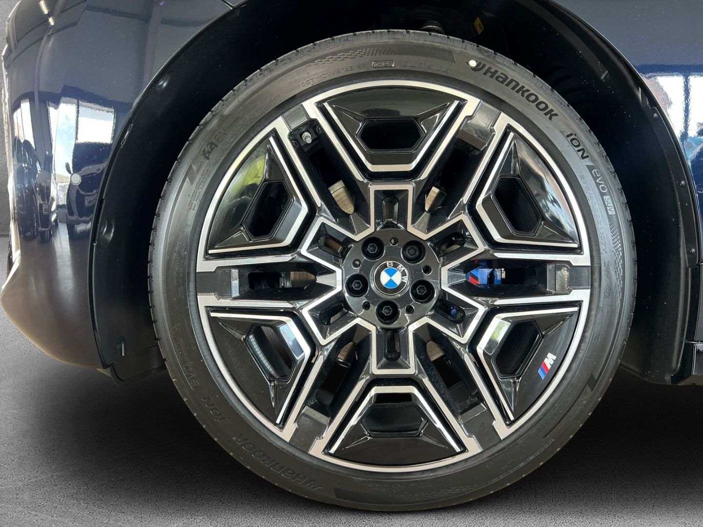 BMW iX - Bild 7