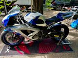 Suzuki GSXR-750 für RENNSTRECKE - Offers matching your search criteria