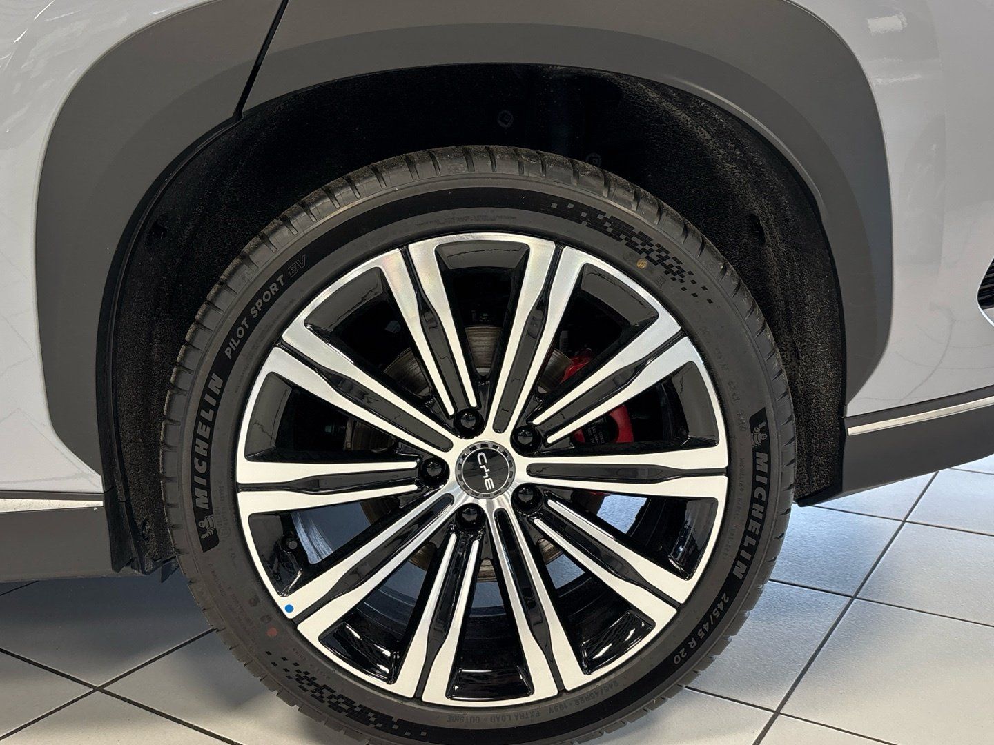 BYD SEALION 7
