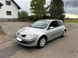 Renault Megane 1.2 16V TÜV 05/26 Klima Neu... - Renault Megane mit Benzin-Antrieb: Van