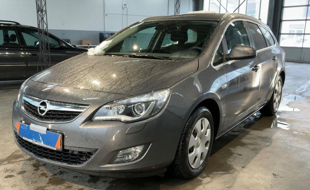 Opel Astra 1.7 CDTI*1.Hand*Bi-Xenon*SHZ*PDC*Tempomat