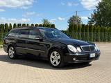 Mercedes-Benz E 500 T AVANTGARDE Japan